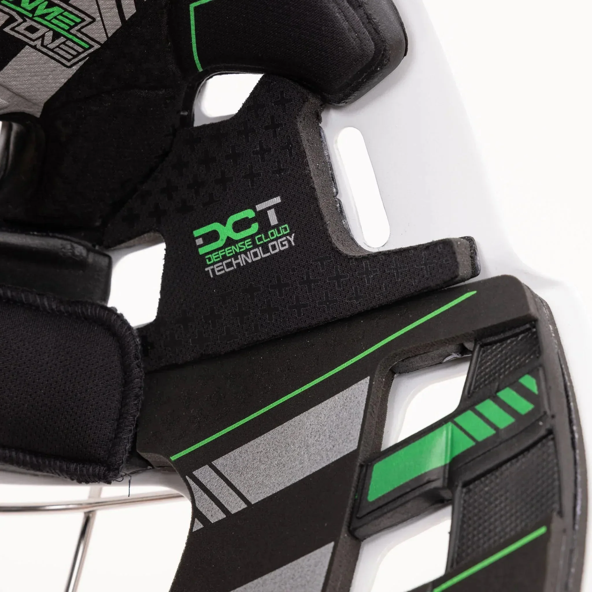 Bauer NME ONE Senior Goalie Mask - Image 12
