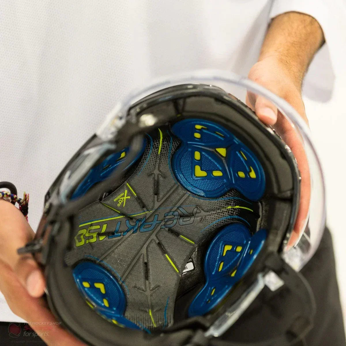 Bauer RE-AKT 150 Hockey Helmet - Image 6