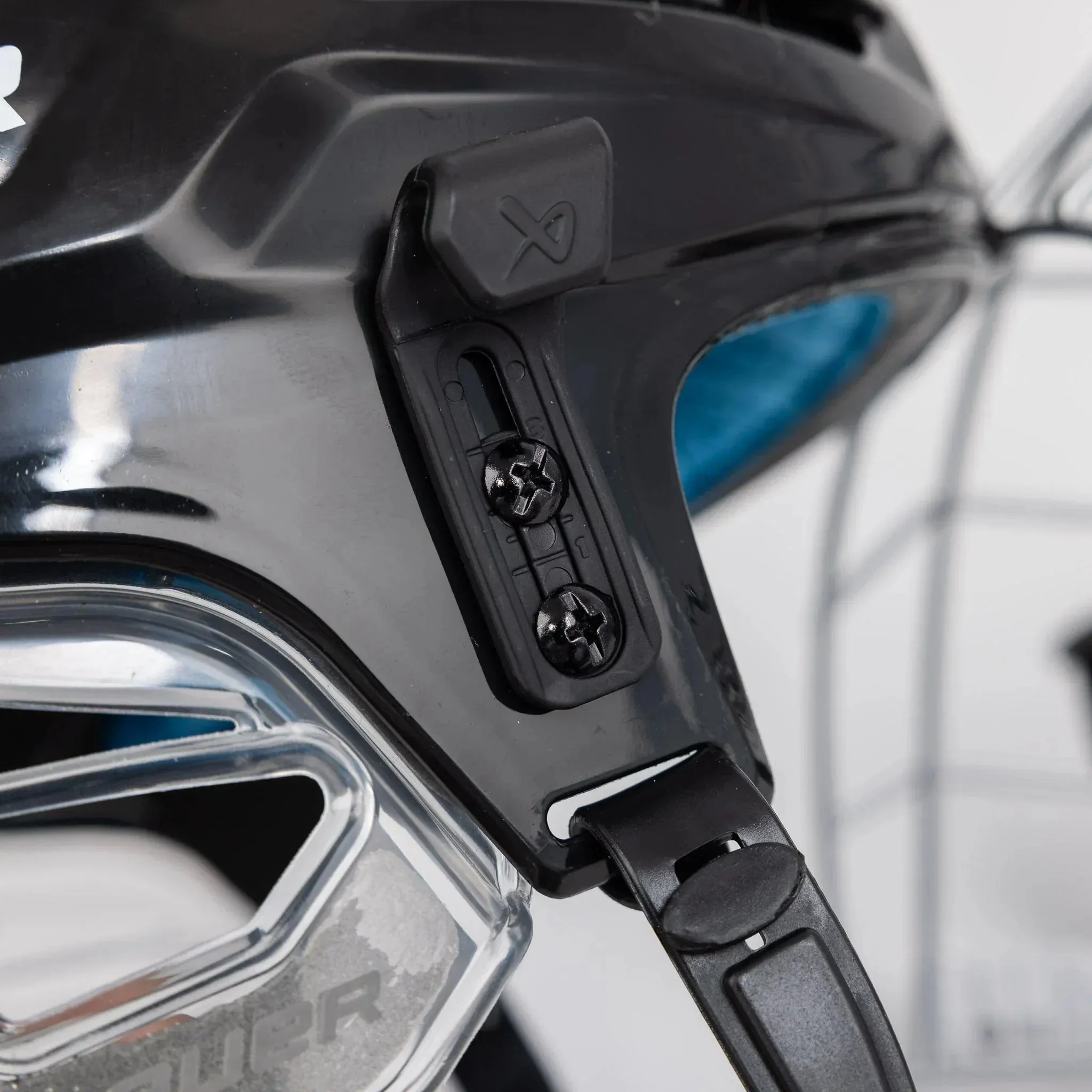 Bauer Re-AKT 65 Hockey Helmet / Cage Combo - Image 7