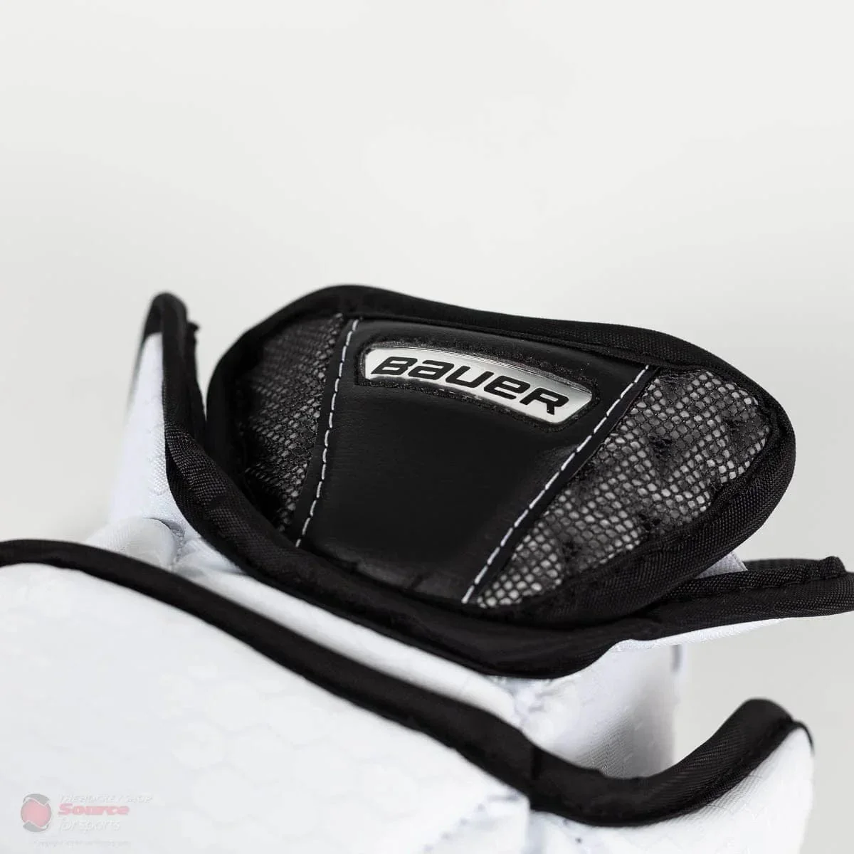 Bauer Supreme S29 Intermediate Goalie Catcher - Image 5