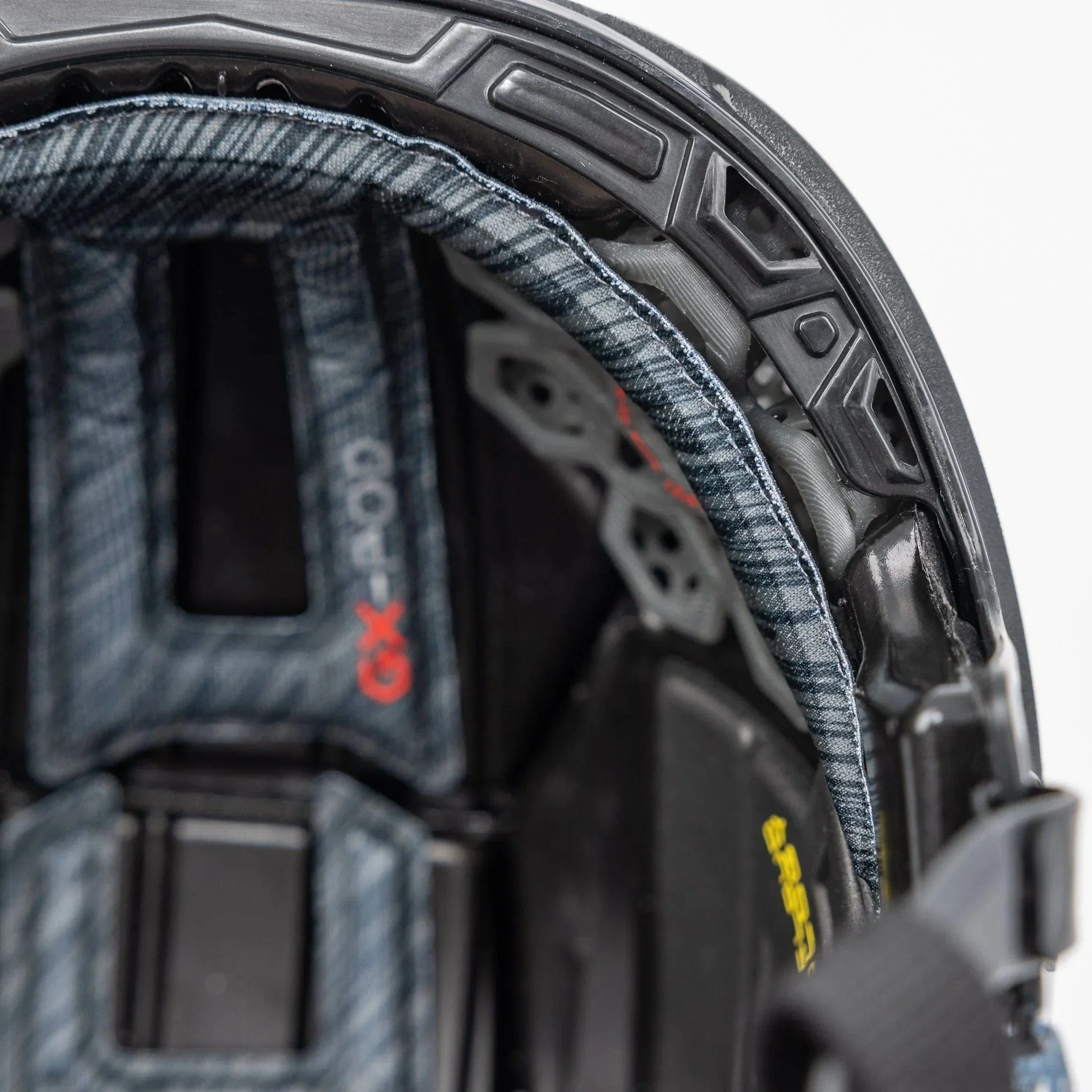 Bauer Vapor HyperLite 2 Hockey Helmet - Image 15