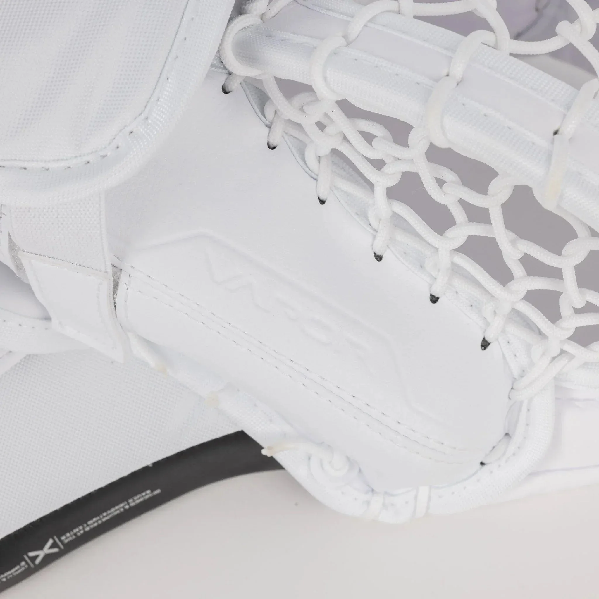 Bauer Vapor HyperLite2 Senior Goalie Catcher - Image 11