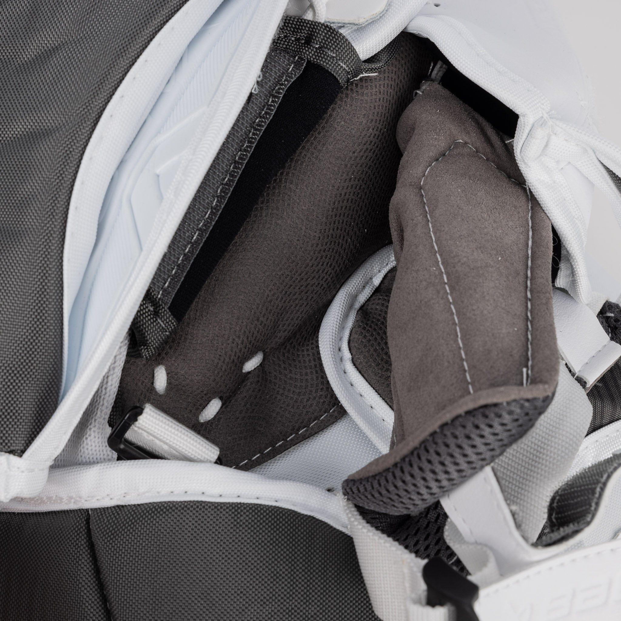 Bauer Vapor HyperLite2 Senior Goalie Catcher - Image 12