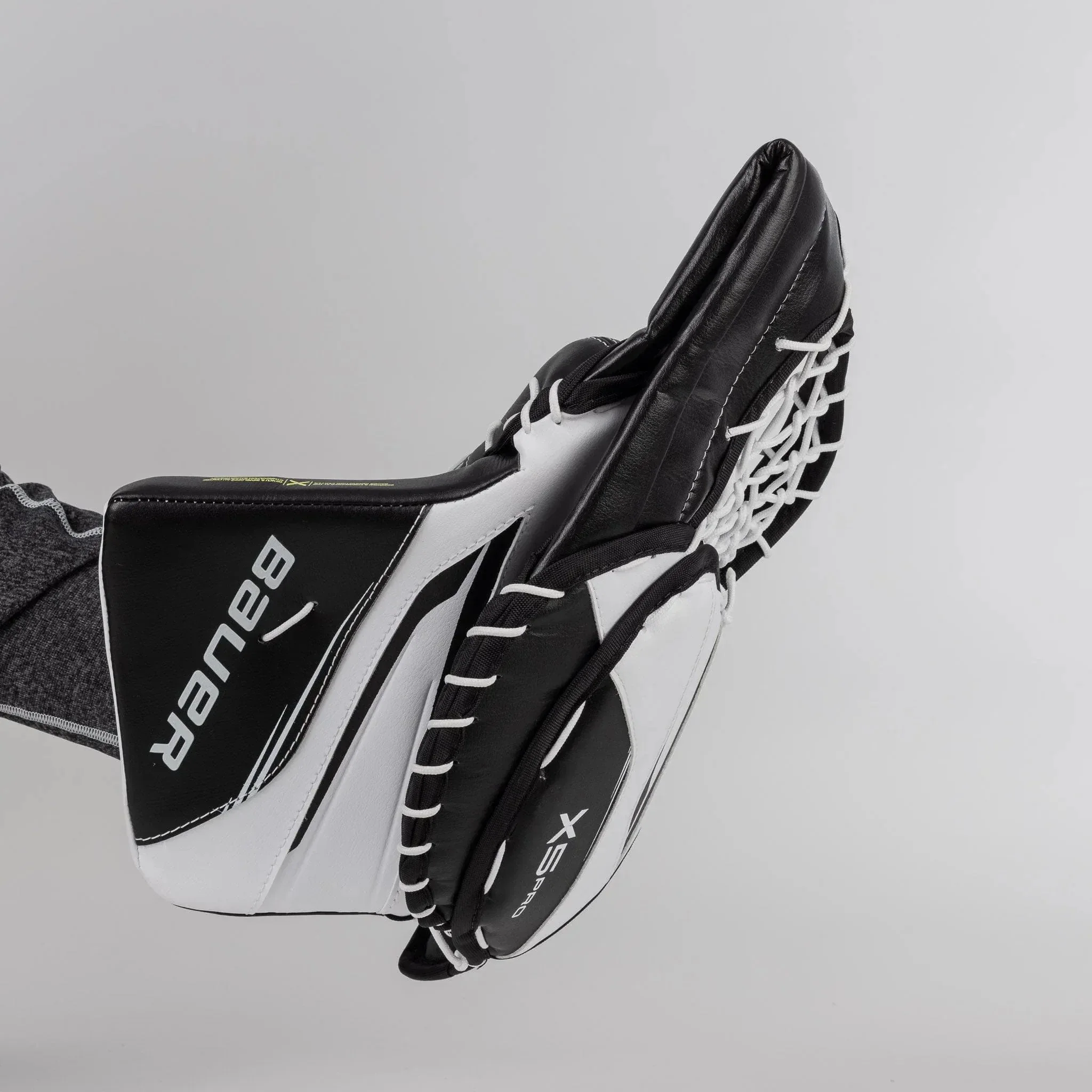 Bauer Vapor X5 Pro Intermediate Goalie Catcher - Image 25