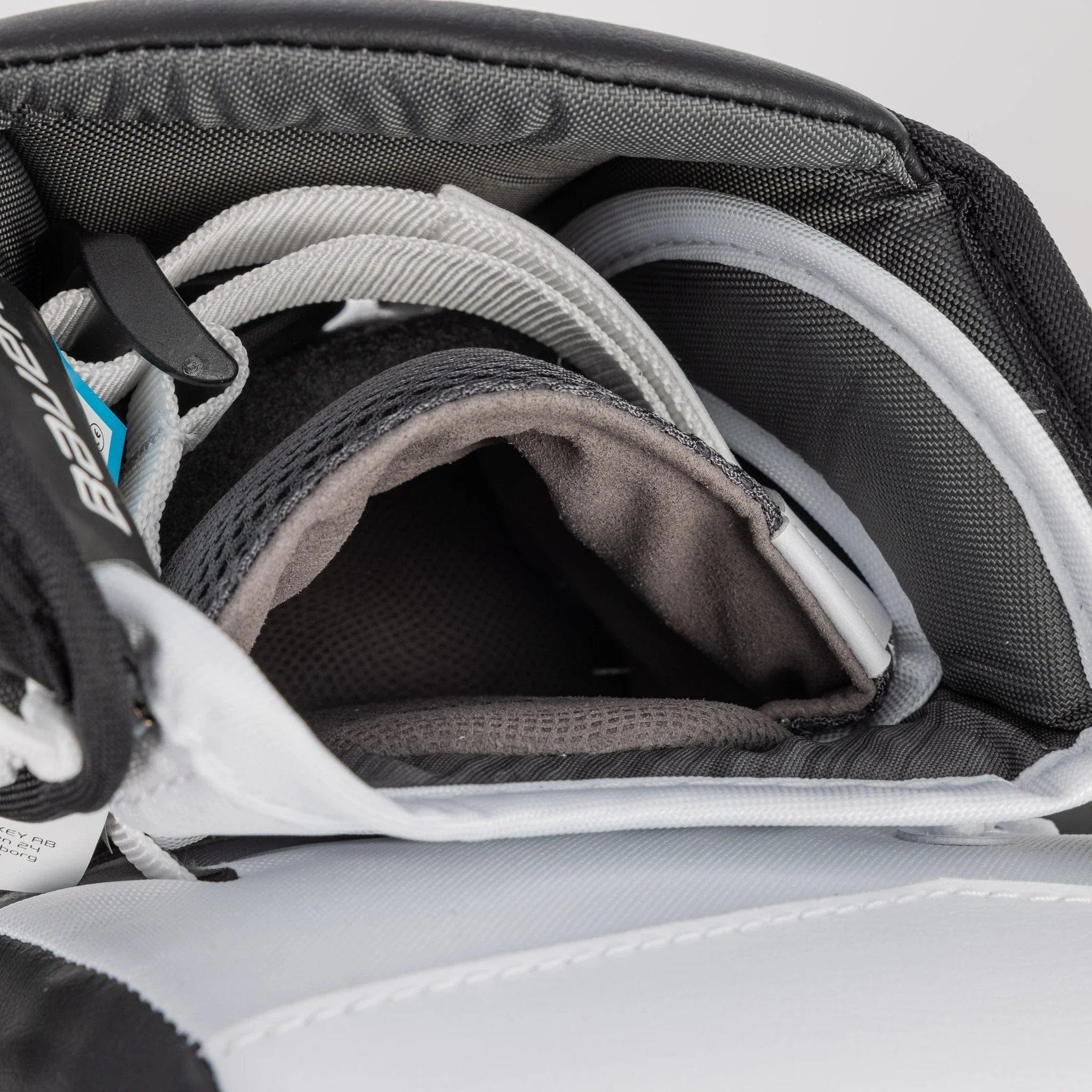 Bauer Vapor X5 Pro Senior Goalie Catcher - Image 24