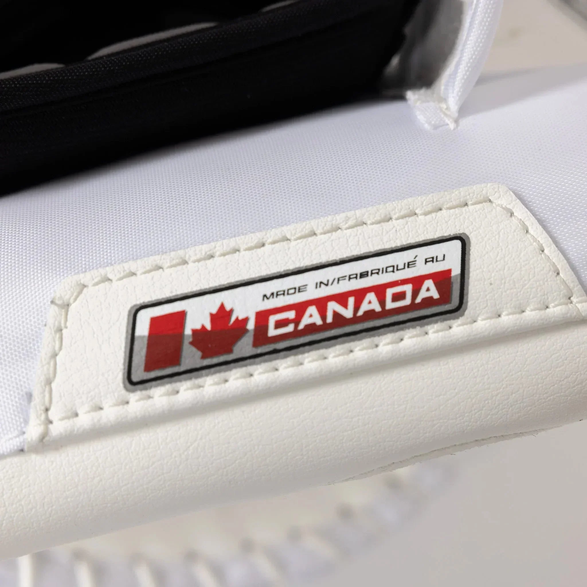 Brian's ICONIK Senior Goalie Catcher - Image 14
