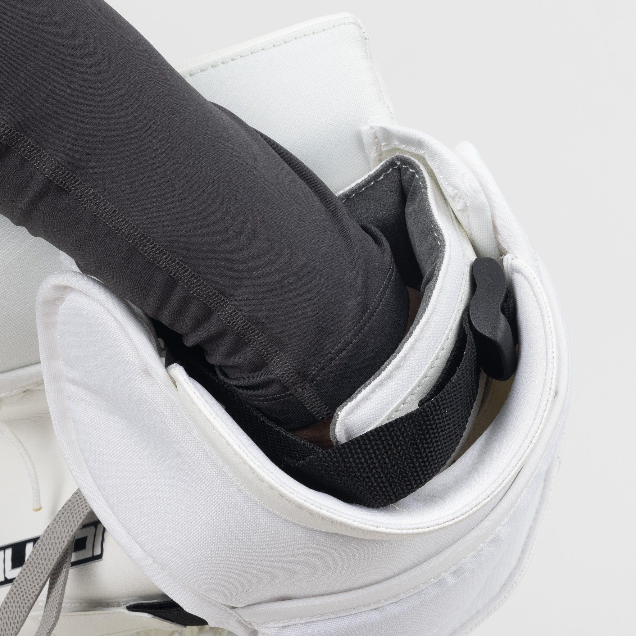 Brian's ICONIK X Intermediate Goalie Catcher - Image 18