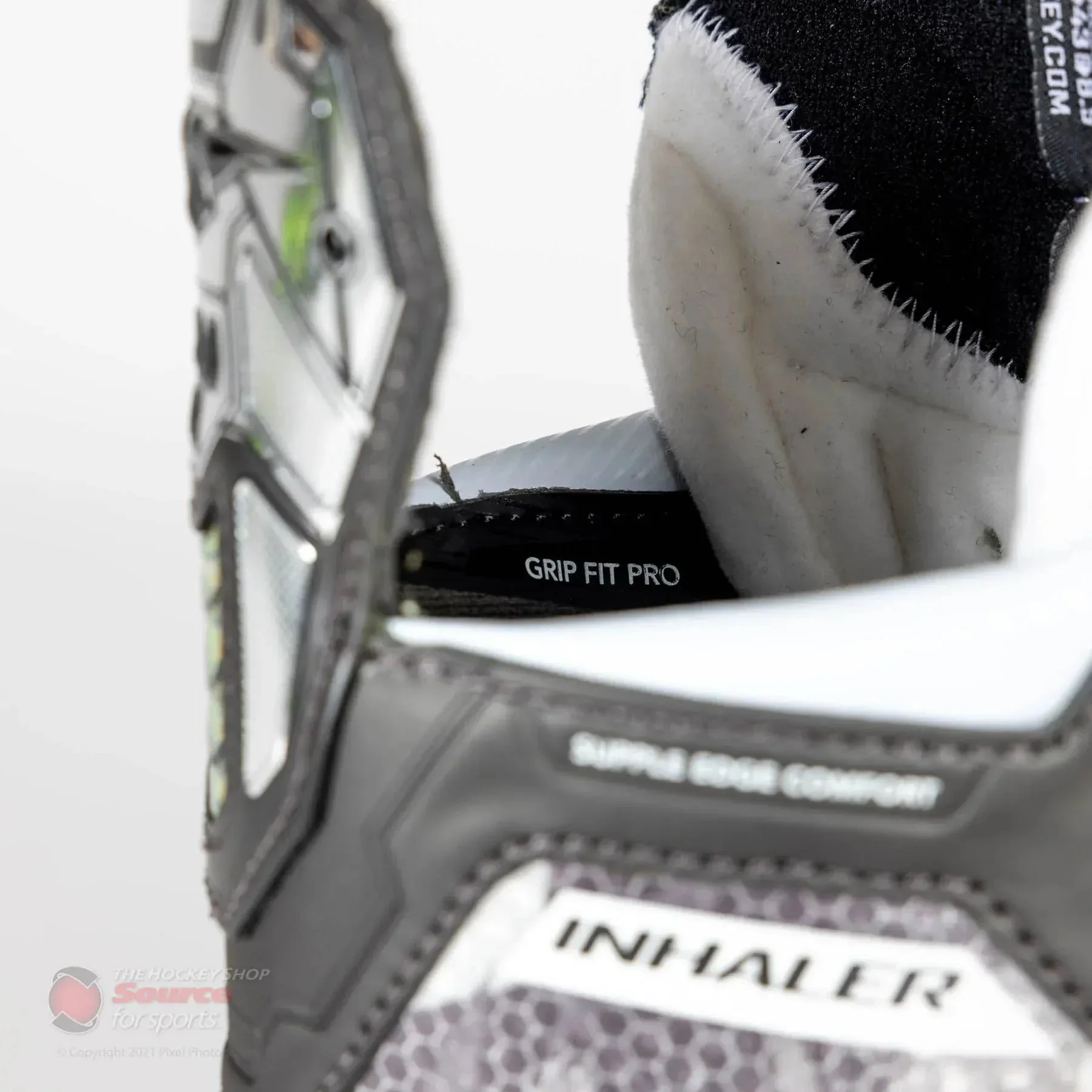 Mission Inhaler WM01 Senior Roller Hockey Skates - Image 6