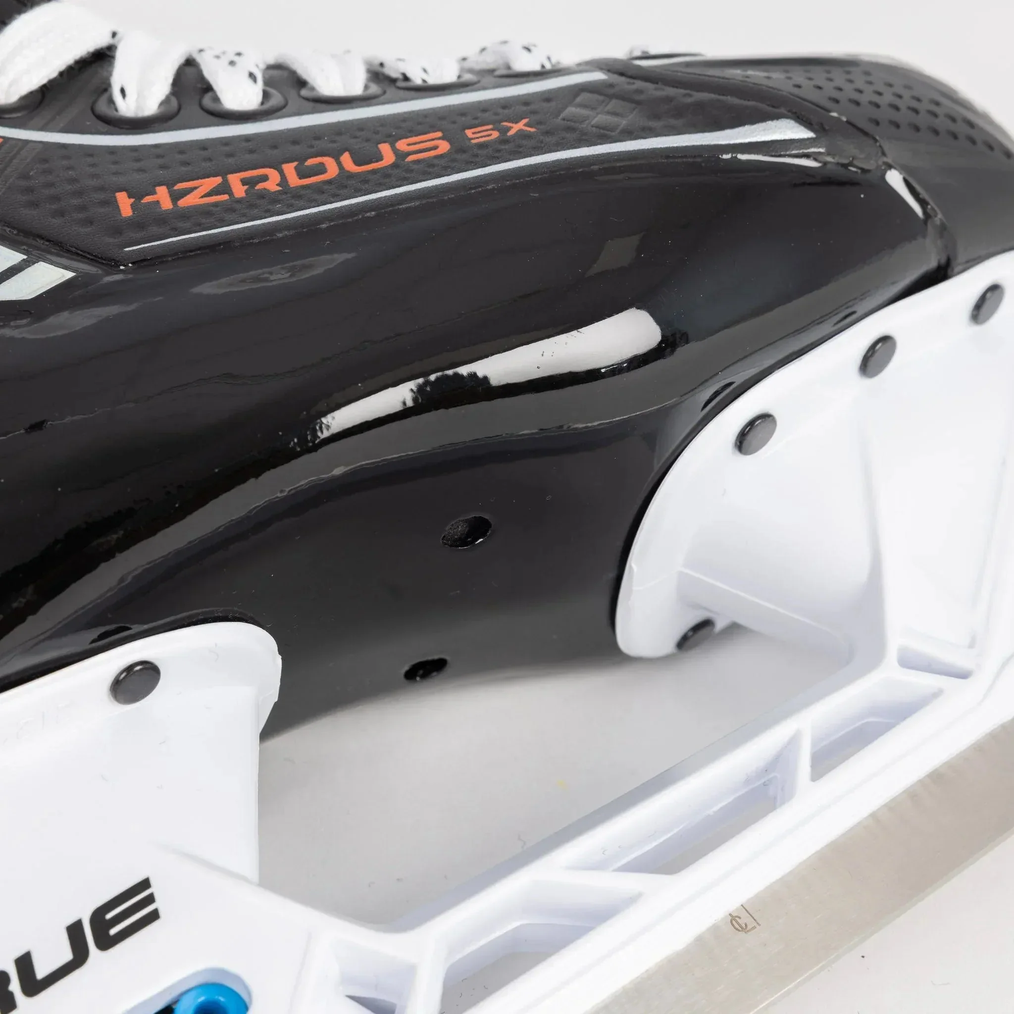 True HZRDUS 5X Intermediate Hockey Skates - Image 11