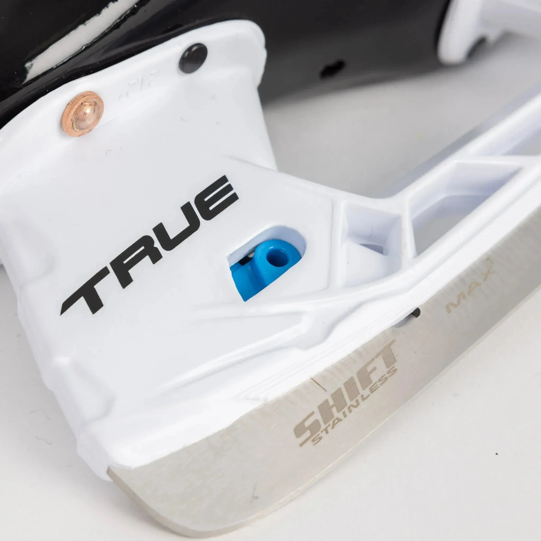 True HZRDUS 5X Intermediate Hockey Skates - Image 14