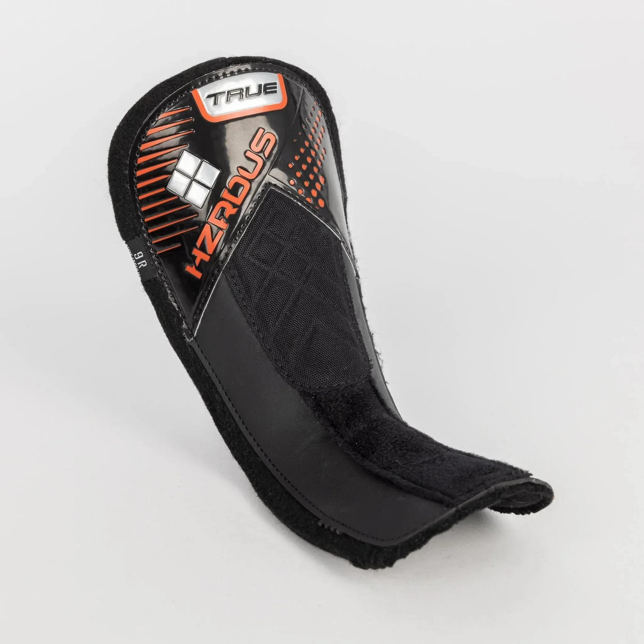 True HZRDUS 7X Intermediate Hockey Skates - Image 4