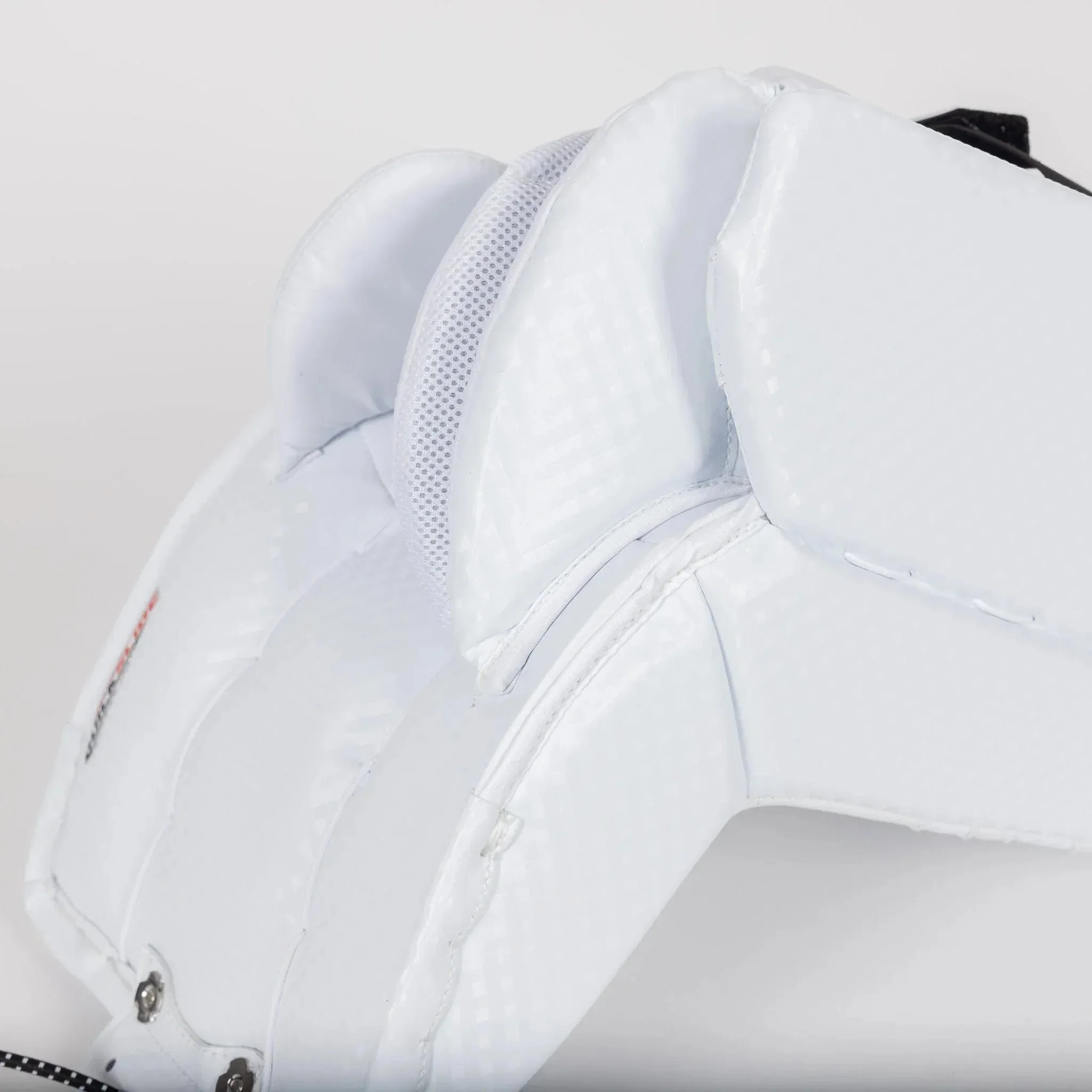 Vaughn Velocity V10 Pro Senior Goalie Leg Pads - Image 13