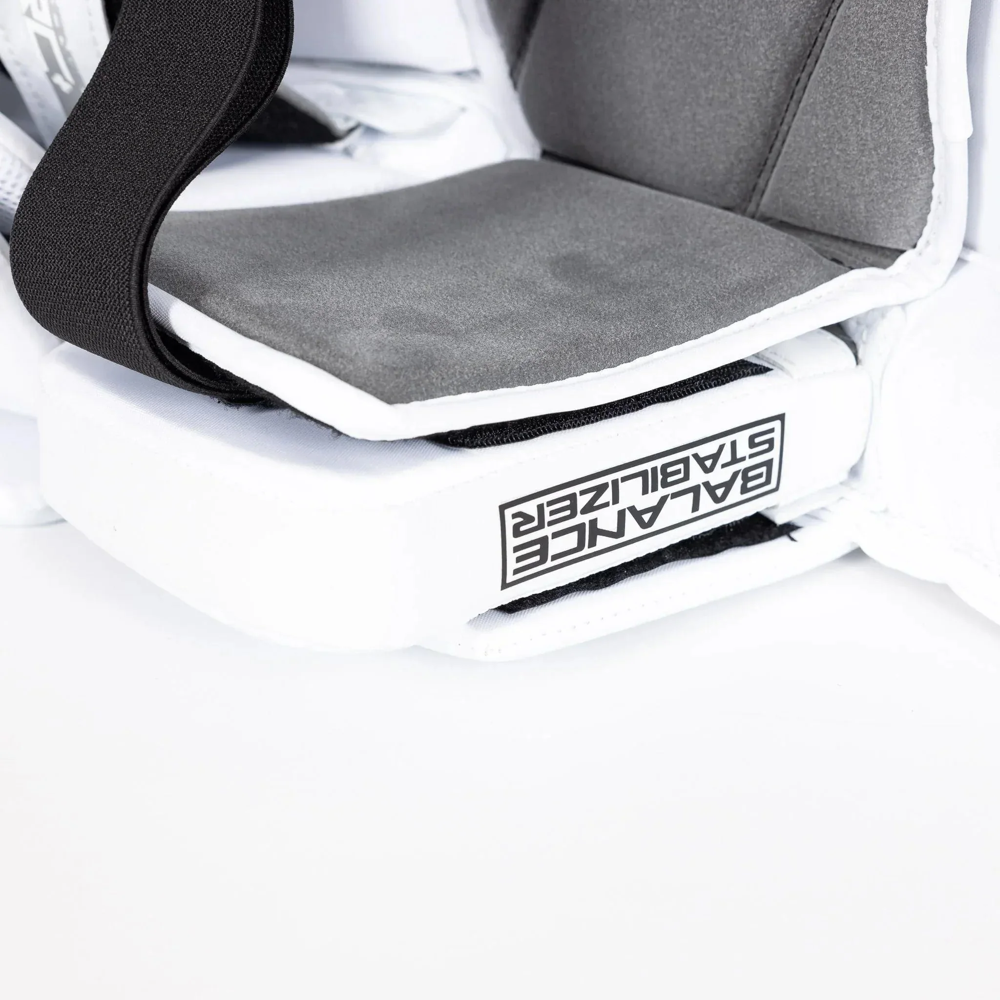 Vaughn Velocity V10 Pro Senior Goalie Leg Pads - Image 16