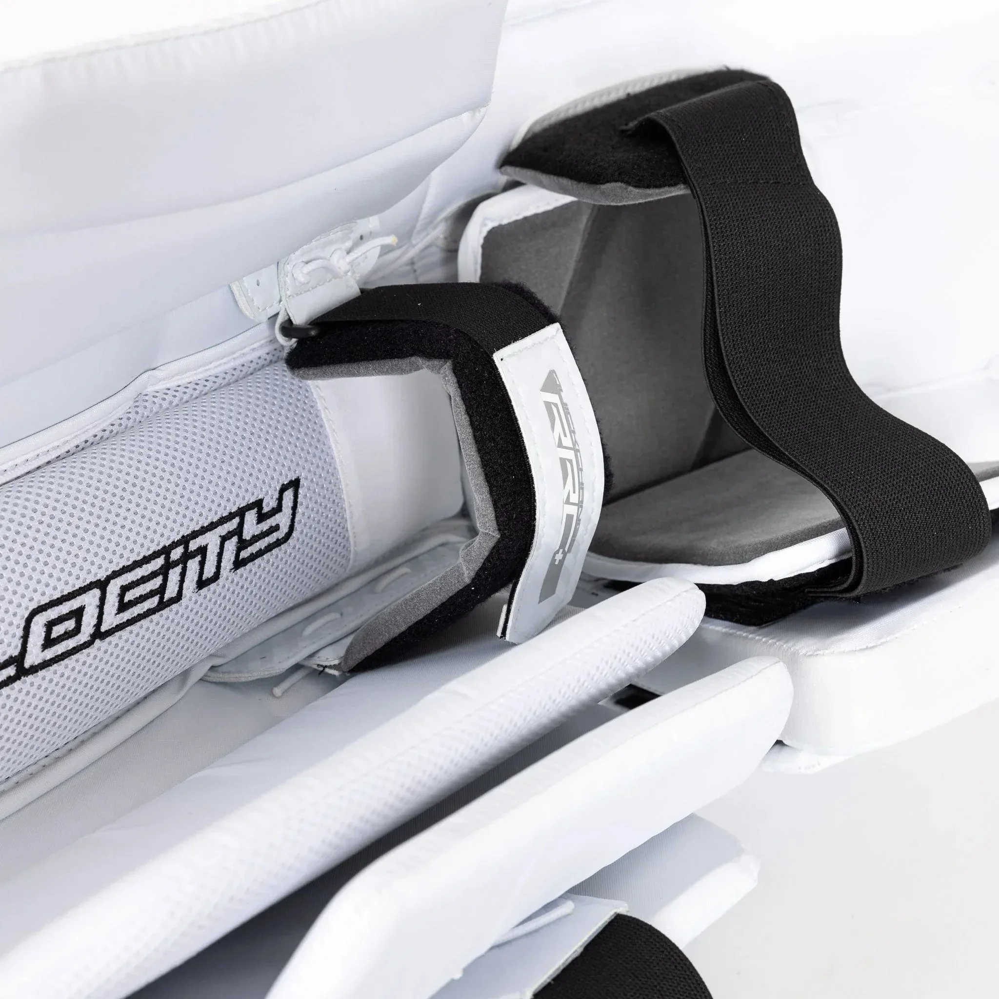 Vaughn Velocity V10 Pro Senior Goalie Leg Pads - Image 20
