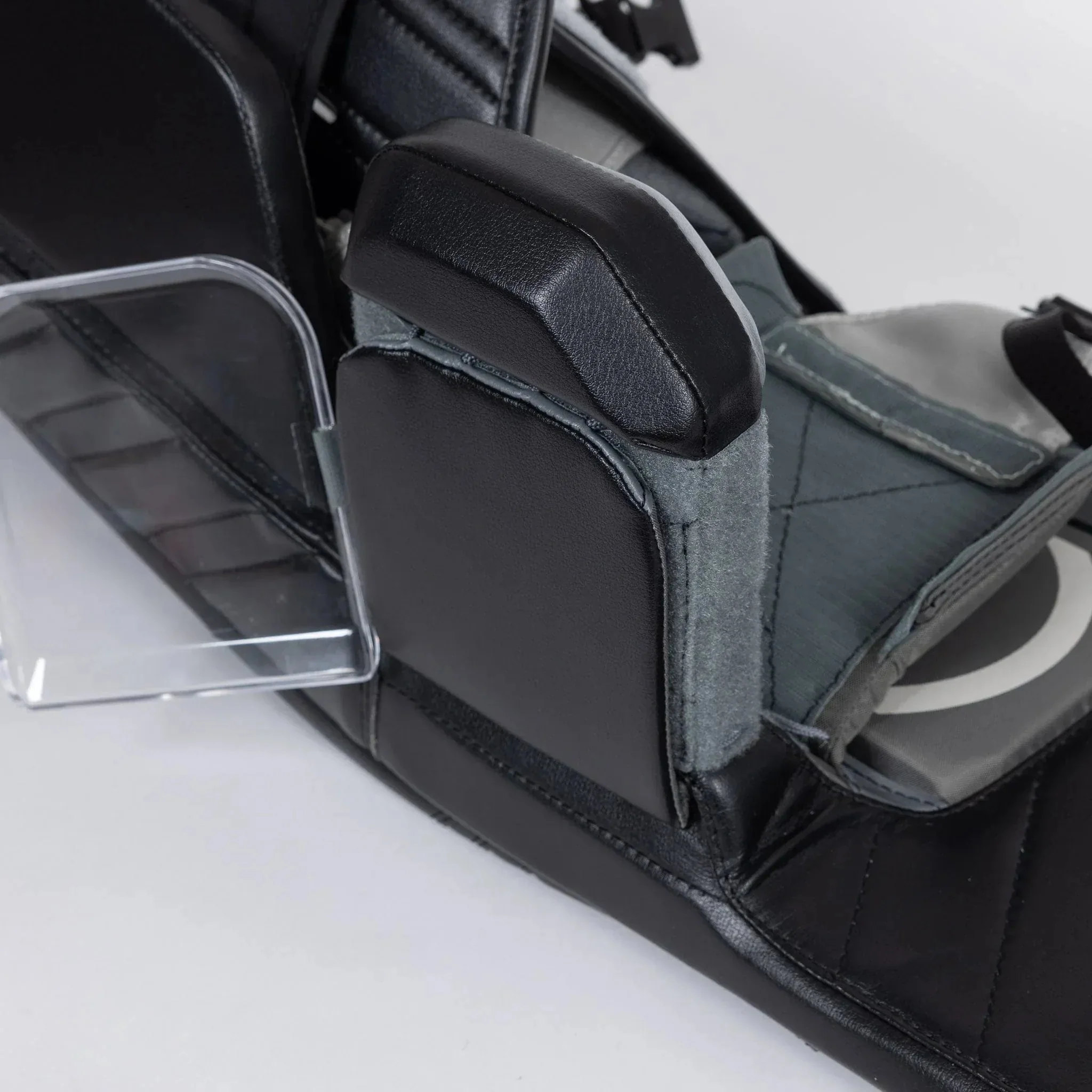Warrior Ritual G6 Pro+ Senior Goalie Leg Pads - Image 24